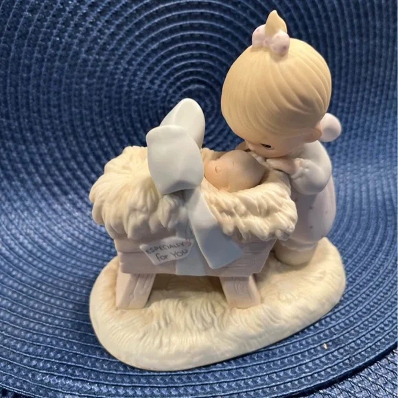 Precious moments baby first bundle lot figurines ensco babies - Picture 6 of 10